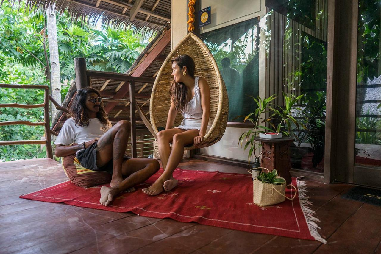 White Banana Beach Club ゼネラル・ルナ エクステリア 写真